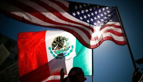 "Inverse" Migration: Why Are So Many US Citizens Moving To Mexico?