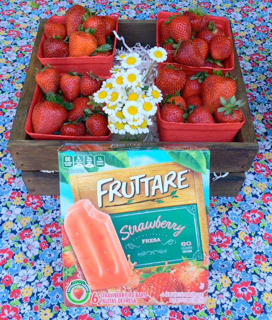 Farm Fresh Fun, Serving Strawberries - www.jacolynmurphy.com