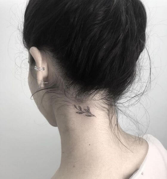 Mini tattoo feminina delicada: 84 ideias para inspirar sua próxima