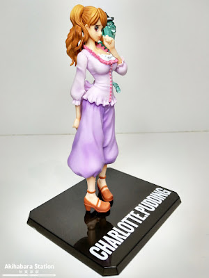 Review de Figuarts ZERO Charlotte Pudding de One Piece - Tamashii Nations