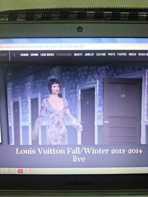 justjovitz_FIRST EVER VIRTUAL FASHION SHOW LIVE