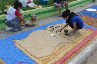 http://vnoticia.com.br/noticia/2794-programacao-com-os-tradicionais-tapetes-de-corpus-christi-esta-mantida-em-sfi