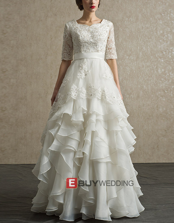 Vintage Chiffon Layered Skirt Wedding Dress