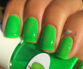 The Nail Junkie Apple