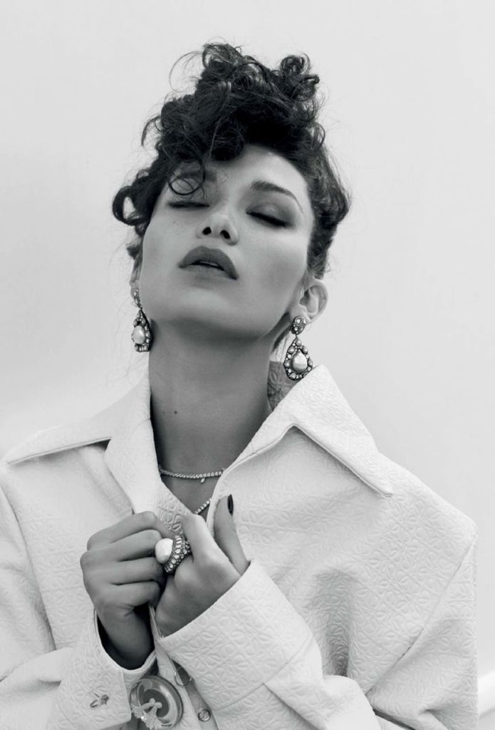 bella hadid sexy models photo shoot vogue magazine turkey