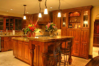 Traditional Kitchen Pictures