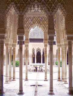 Alhambra de Granada, o La Fortaleza Roja