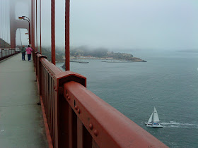 by E.V.Pita...Walking for The Golden Gate Bridge on foot (San Francisco Bay, USA) / Por E.V.Pita...Caminando por el Golden Gate / O Golden Gate a pé