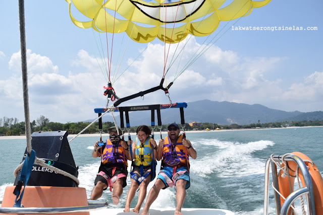 A BIRD’S EYE VIEW OF LANGKAWI VIA A PARASAIL