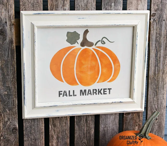 DIY Fall Wall Decor With Old Sign Stencils #oldsignstencils #fallDIY #falldecor #stencil