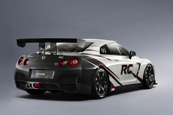 New Nissan GT R RC  the GT3  it is   Garage Car