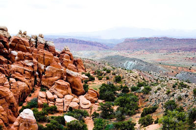 Fiery Furnace with Salt Valley background