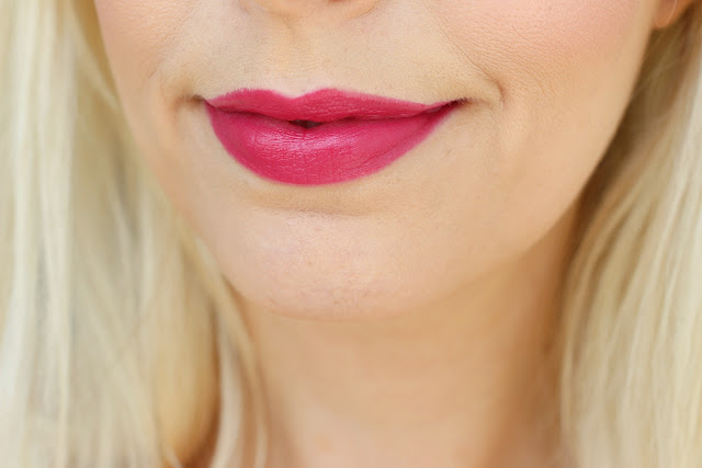 Charlotte Tilbury The Queen lipstick