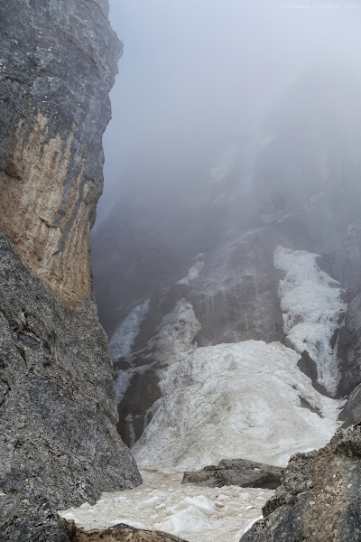 Водопад над Кырызданой, вернее всё что мне удалось сфотографировать))