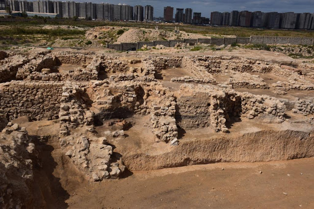 Εργαστήριο κεραμικής ανακαλύφθηκε στην τοποθεσία  Tibet Mutawah [Credit: Υπουργείο Αρχαιοτήτων Αιγύπτου]