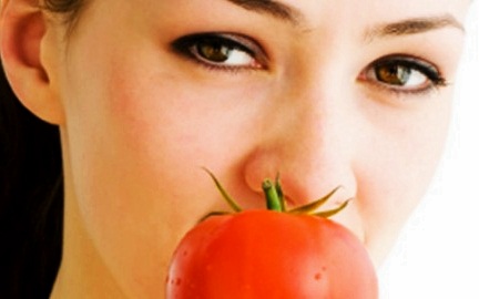 tomatoes benefits for skin beauty