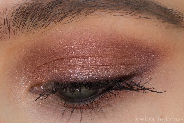 Charlotte Tilbury Stars In Your Eyes свотчи макияж отзыв Confident Eyes 