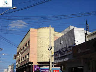 Poste da Rua São Pedro sem a câmera de vigilância.