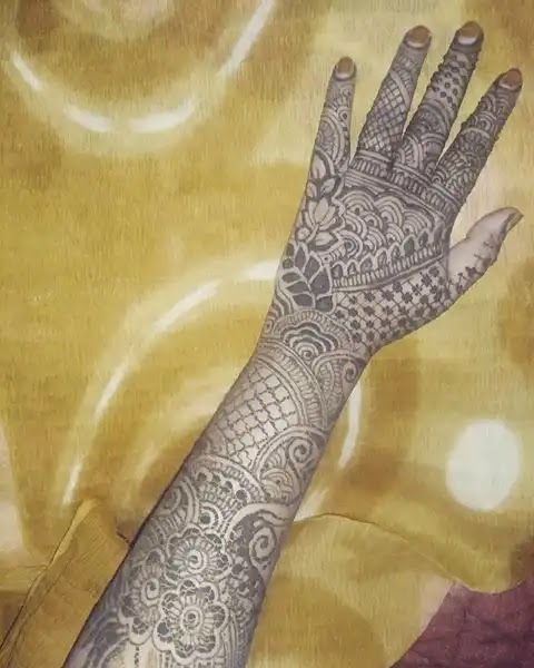 leaf-patterns-full-hand-henna-arts
