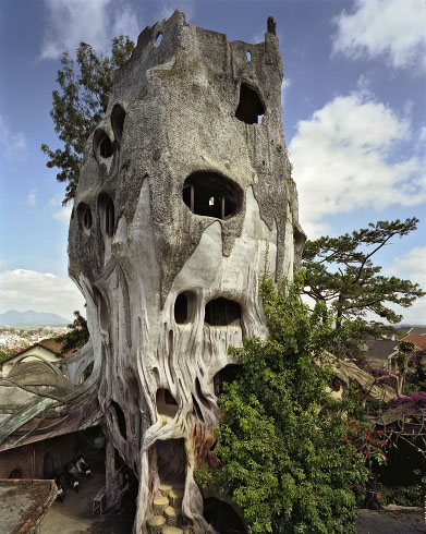 Strange weird, crazy and creative houses ever