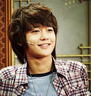 Choi Minho oppa Omo Posted by Fifi Minho Saranghae at 551 AM 0