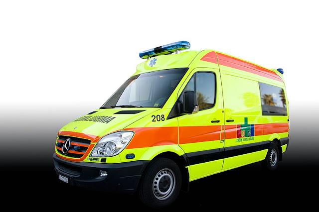 Gambar Mobil Ambulance
