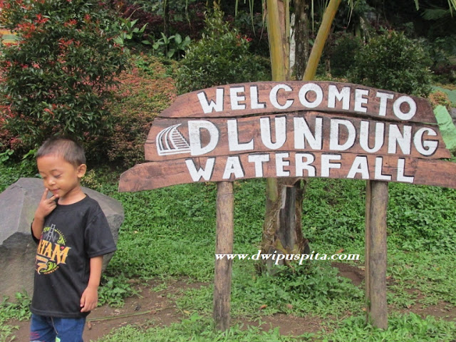 air terjun dlundung trawas mojokerto