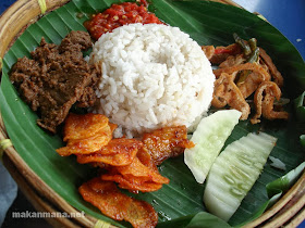 Nasi Kucing