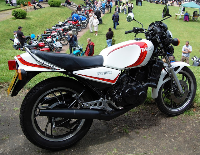 Yamaha RD350LC HD Images