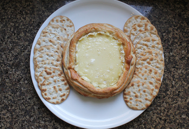 Food Lust People Love: Super simple to make, especially if you use store-bought puff pastry, this colorful Baked Apricot Pistachio Camembert makes the perfect appetizer for your dinner party, to serve along with cocktails and wine or to present as the cheese course at the end of your meal.