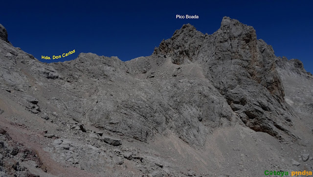 Ruta a Torre Bermeja, Coello, Tiro del Oso y Boada desde el Refugio de Cabrones en Macizo Central de Picos de Europa