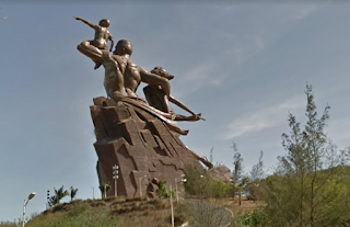 imagem do Google maps: Monumento da Renascença Africana, Dacar Senegal