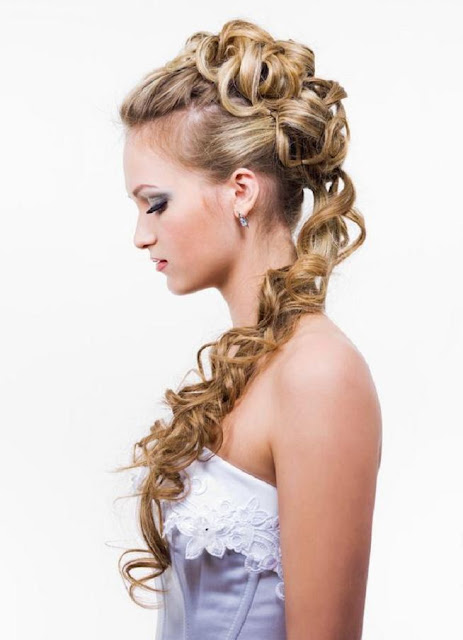 Decide The Appropriate Wedding Hairstyle