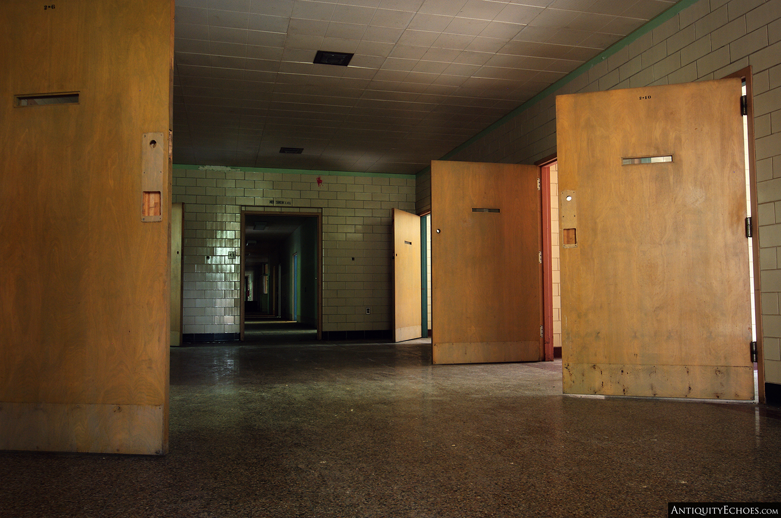 Embreeville State Hospital - Ward corridor