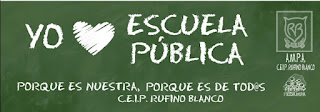 Cartel con fondo verde y letras blancas: "Yo corazón escuela pública. Porque es nuestras, porque es de tod@s. CEIP Rufino Blanco".