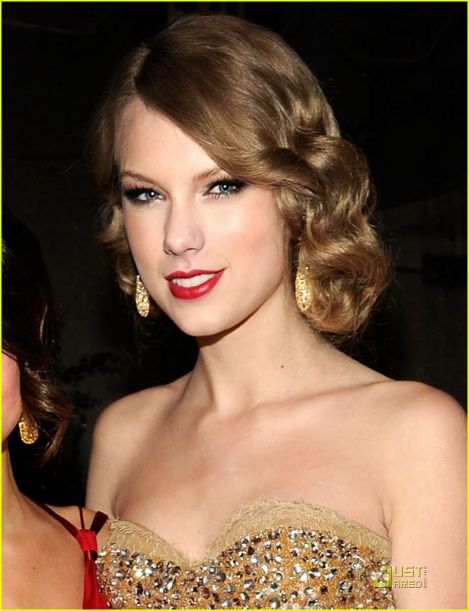 Taylor Swift Vanity Fair Photo Shoot. Taylor Swift - Vanity Fair