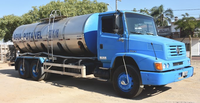 CACHOEIRINHA | Caminhões-pipa auxiliam no abastecimento de quatro bairros