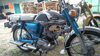 Dijual Motor Antik Yamaha 100 twin  surat komplit