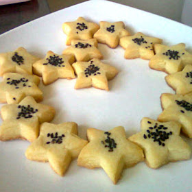 Milk Cookies Recipe @ treatntrick.blogspot.com