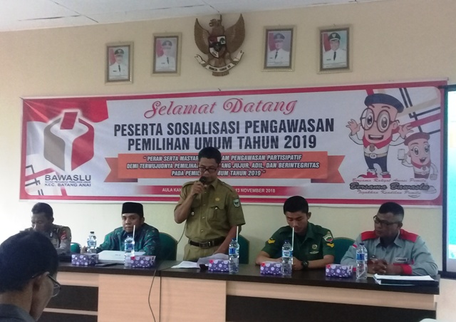 Pada Sosialisasi Pengawasan Pemilu, Camat Batang Anai Suhardi Minta ASN dan Wali Nagari Tidak Jadi Tim Sukses