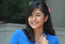 Cantik Mikha Tambayong
