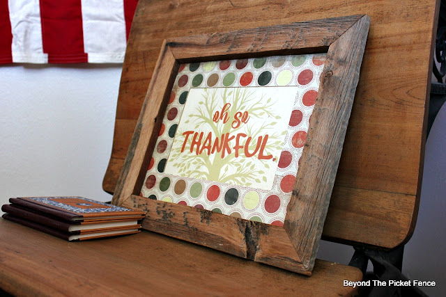 fall decor, Thanksgiving, free printable, barnwood frame, https://goo.gl/VHH6hq