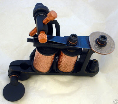 HANDMADE TATTOO MACHINES: MIKE MALONE TRIBUTE TATTOO MACHINE ( AARON CAIN )