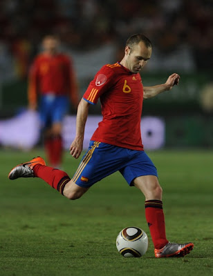 Andres Iniesta Football Pictures