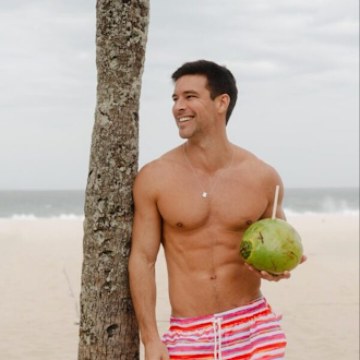 Bernardo Velasco by Fernanda Candido