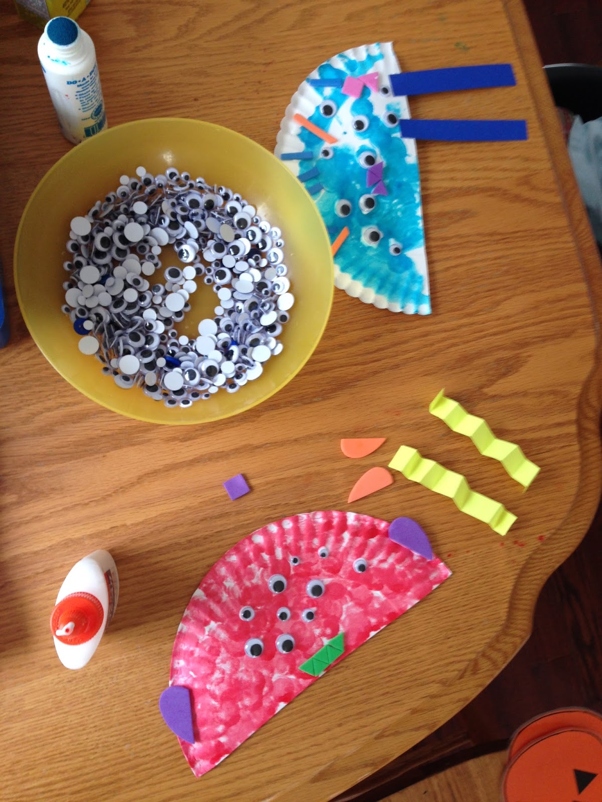 Toddler Approved!: Paper Plate Monster Craft