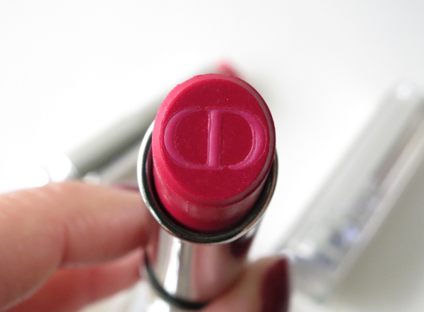 Dior Addict lipstick with new hydra-gel core - Be Dior