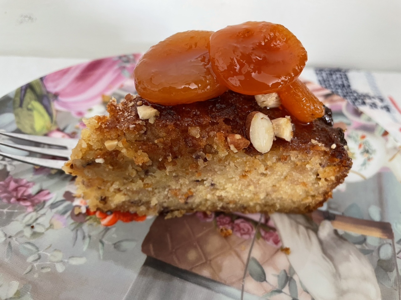 Recipe apricot jam honey cake