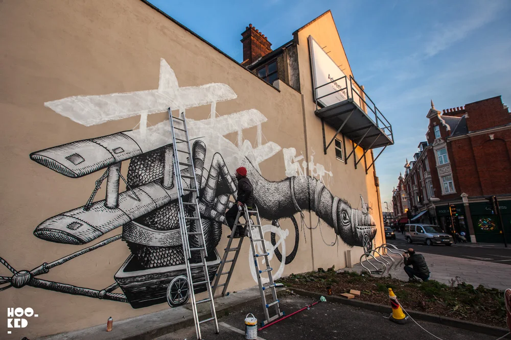 Walthamstow Street Art mural by British artist Phlegm. Photo ©Hookedblog / Mark Rigney