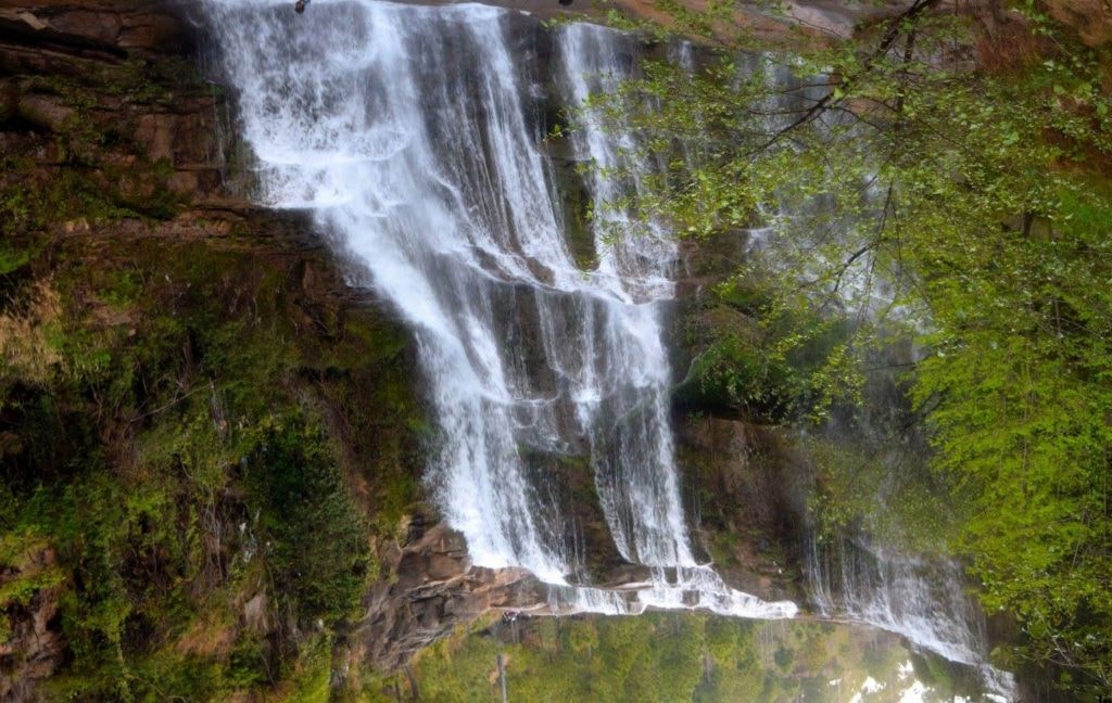Neela wahn waterfall . waterfall in Chakwal. waterfall in Punjab.